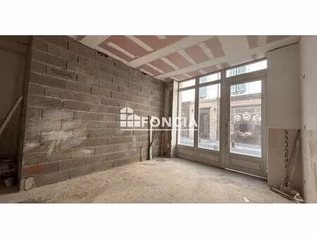 nîmes centre murs commerciaux