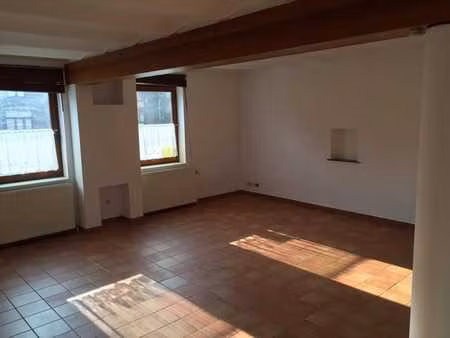 studio (borne elec voiture/internet inclus)