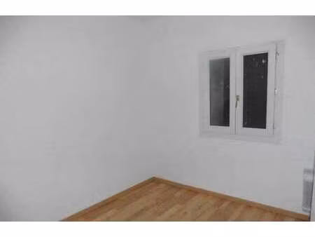 location appartement 2 pièces à lamarque (33460) : à louer 2 pièces / 25m² lamarque