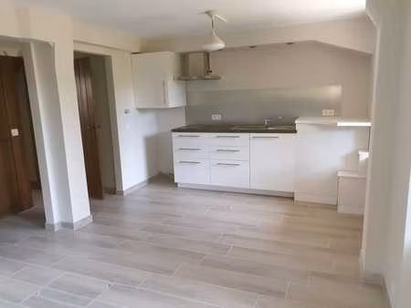 kraainem - studio a louer