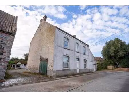 belle maison de maître au fort potentiel