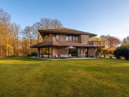 magnifique villa d'architecte dans un cadre idyllique