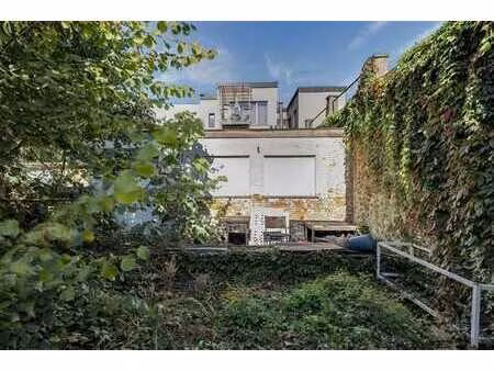 commerce - rez-de-chausée