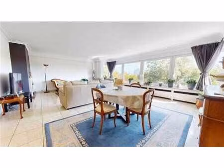 bld frère orban  tb appart. 3 ch + empl. park.