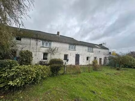ferme à restaurer dans un cadre champêtre avec beaux volumes