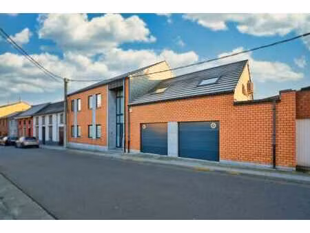 maison moderne et confort total / 4 chambres et garages