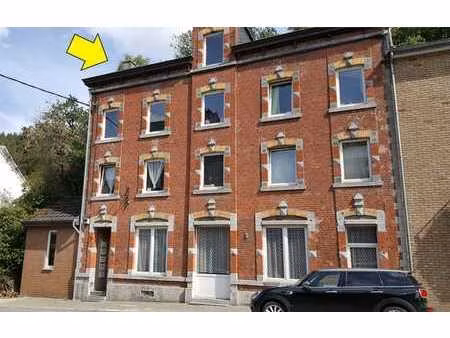 appart 1ch au centre de trois-ponts (2ème étage)