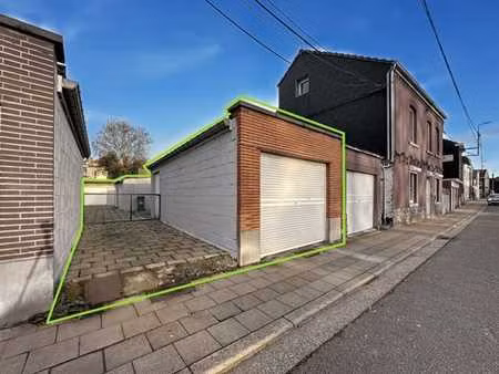 investisseurs – lot de 6 garages  emplacement stratégique