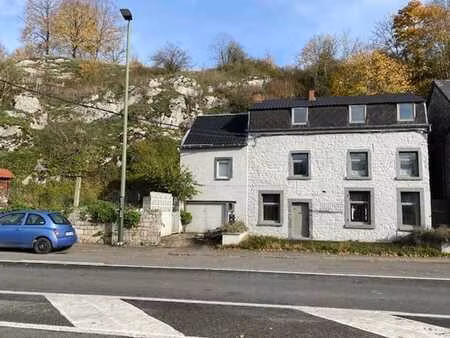 belle maison d'habitation