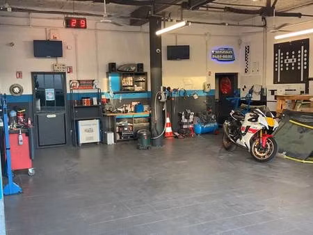 garage / station-service avec bail commercial