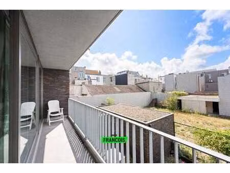 appartement récent de deux chambres avec terrasse ensoleill…