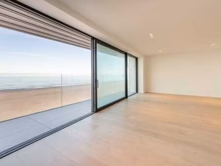 appartement neuf exceptionnel avec vue frontale sur la me...