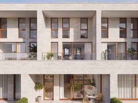 spacieuse maison empilée