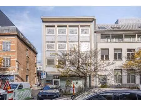 immeuble d'investissement à rénover avec 3 appartements et d