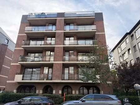 chatelain : penthouse - 2ch - terrasse - parking