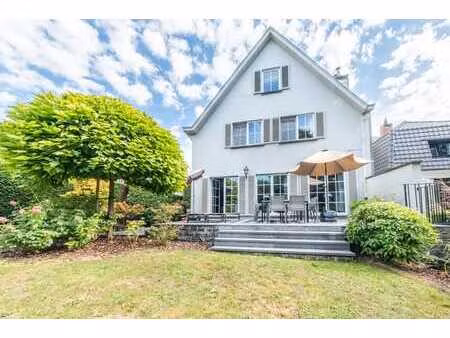 spacieuse villa familiale 6 chambres avec jardin