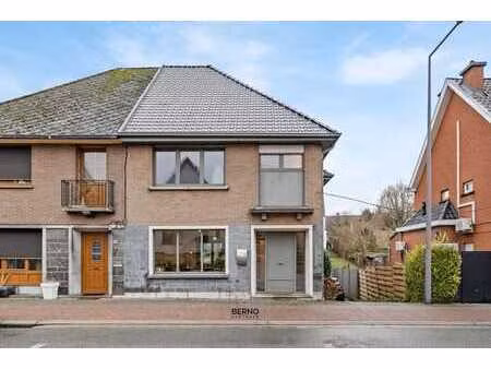 instapklare halfopen bebouwing met ruime kelder