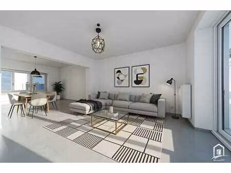 gerenoveerde ruime en karaktervolle gezinswoning