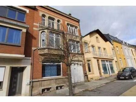 immeuble composé de deux logements