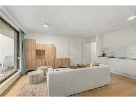 stijlvolle en lichte 1 slk met ruim terras