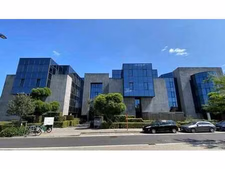 bureaux à louer dans le complexe de bureaux portalis sur l'