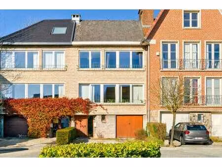 parc des princes: maison 3 chbrs ds clos avec jardin+garage