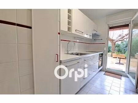 appartement montpellier 65.56 m² t-3 à vendre  245 000 €