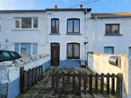 maison 2 chambres idéalement située à gastuche