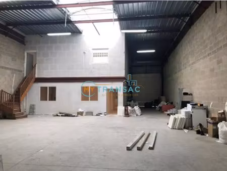 location local industriel 349 m² à collégien (77090)