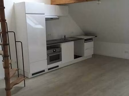 loft lumineux de 50 m2 – centre d’arlon