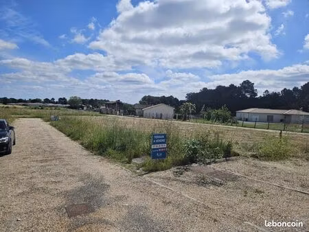 terrain 570 m² martillac