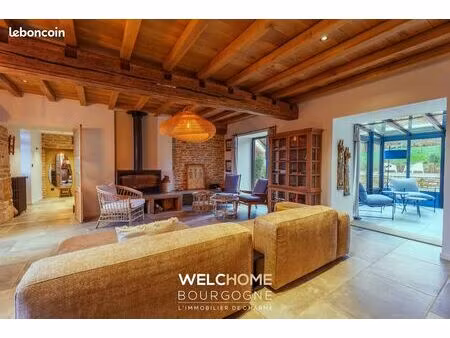 appartement 10 pièces 205 m²