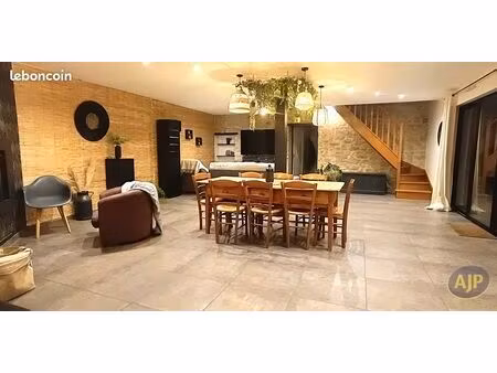 maison 9 pièces 200 m²