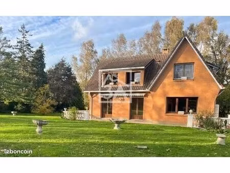 pavillon 7 pièces 154 m²