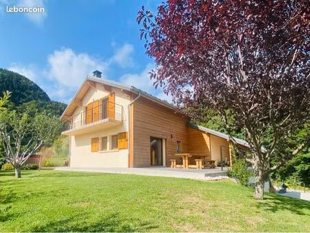 maison - 6 pièces - 150m2