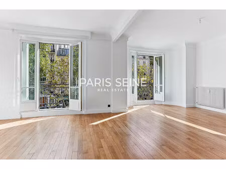 paris seine - rare - vue dégagée - lumineux - entièrement rénové