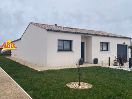 vente maison 4 pièces 95 m² coulon (79510)