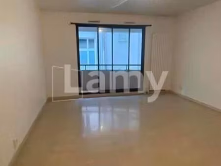 appartement 3 pièces 86 m²