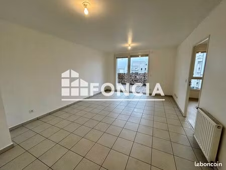 appartement 3 pièces 64 m²