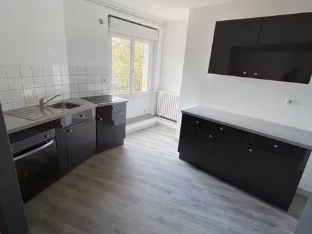 t2 54 m² – hyper-centre – très lumineux