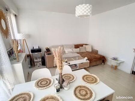 appartement 2 pièces 50 m²