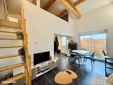 t2  le canet de meyreuil