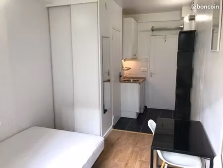 studio meublé saint-cloud centre