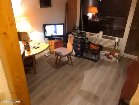 studio meublé thollon les mémises