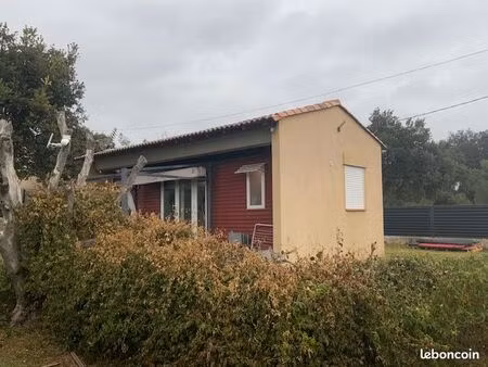 mobil home entièrement équipé 4 saisons + parking + jardin