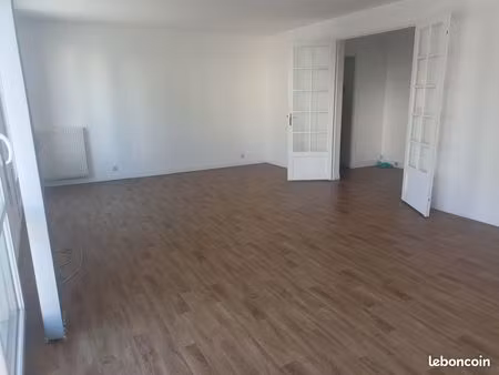 t3/4 de 82m² meublé avec garage