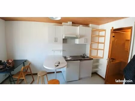 studio 379euro(s) - 5 min gare - meublé - lumineux