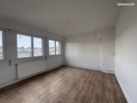 appartement 3 pièces 69 m²