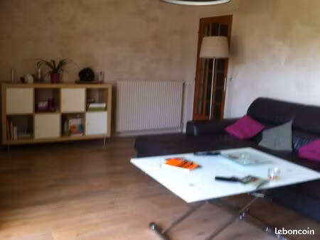 loue : t3 plein sud  76m2  2 chambres  balcon  2 parkings  st sébastien sur loire  proximi