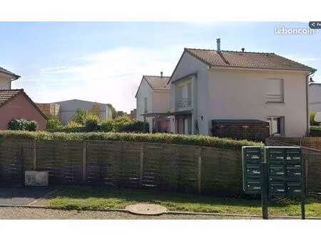 maison mitoyenne t4 avec jardin et garage